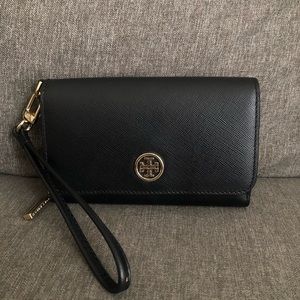 Tory Burch Robinson Envelope Wristlet Wallet